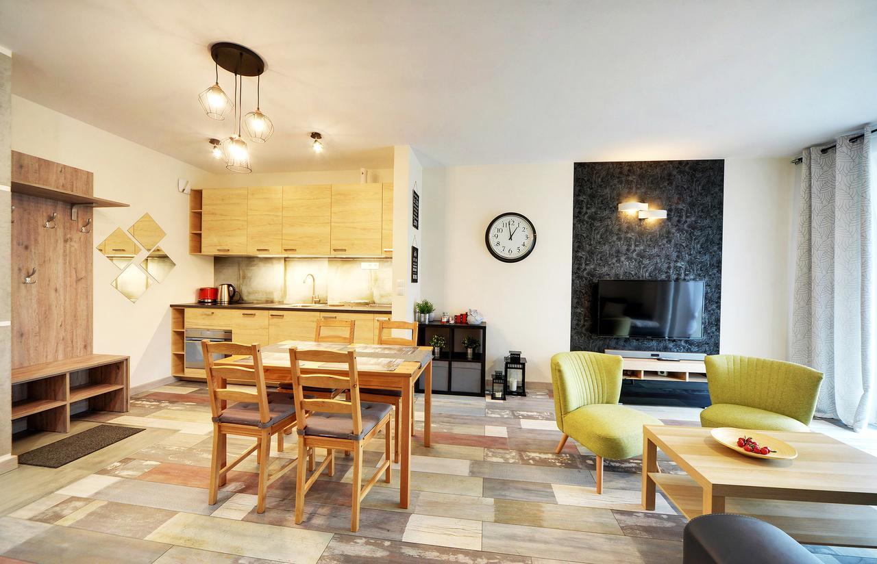 Apartamenty Sun Seasons 24 - Piano Świeradów-Zdrój Exteriör bild
